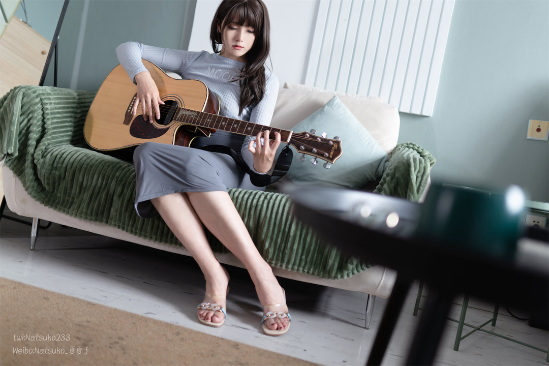 Natsuko夏夏子《吉他妹妹》的音乐魅力,打造专属于你的自然美！-风格子